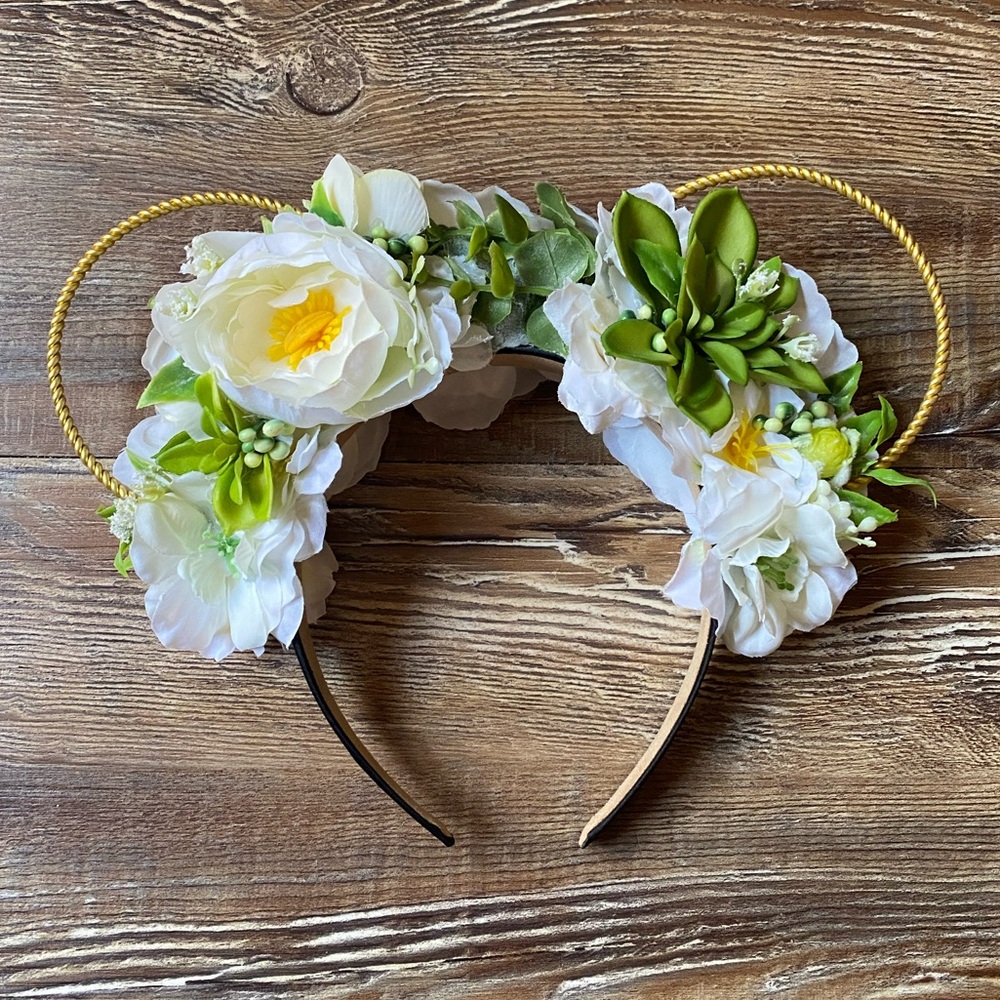 Disney Mickey Ear Floral Headband with White and Green Flowers